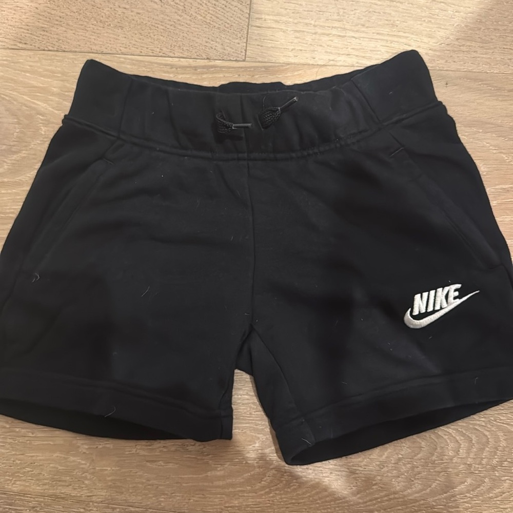 black nike shorts